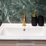 Ferienhaus Acacias - Agreable Maison Mitoyenne - Jacuzzi - Parking Prive *