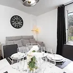 Ferienhaus Acacias - Agreable Maison Mitoyenne - Jacuzzi - Parking Prive *