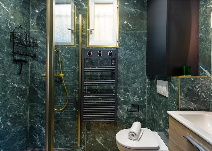 Acacias - Dans Maison - - Parking Privé