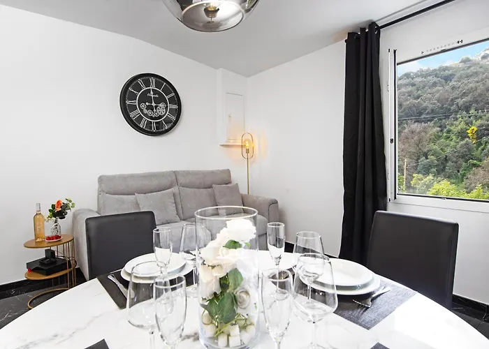 펜션 Acacias - Agreable Maison Mitoyenne - Jacuzzi - Parking Prive *